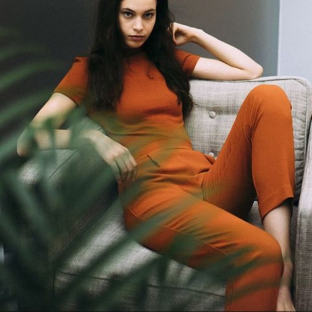❤️ AA High waisted crepe pants in Umber